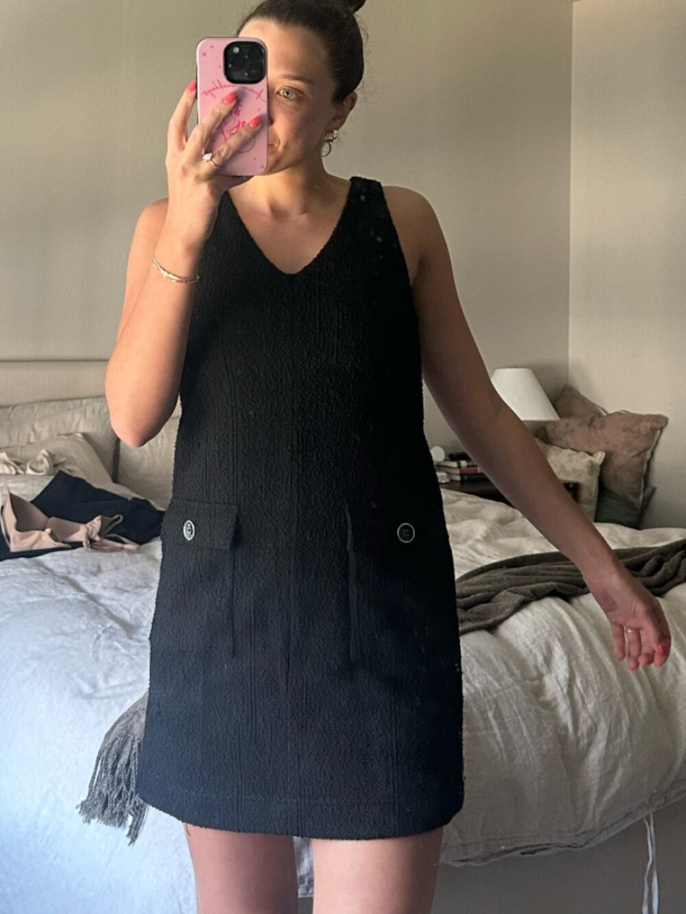 Versona Black Sleeveless V-Neck Tweed Shift Dress - S